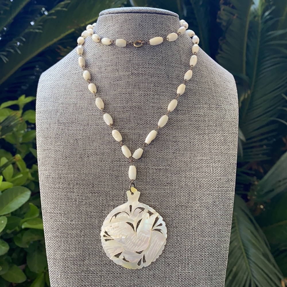 Vintage Hand Carved Mother of Pearl Necklace